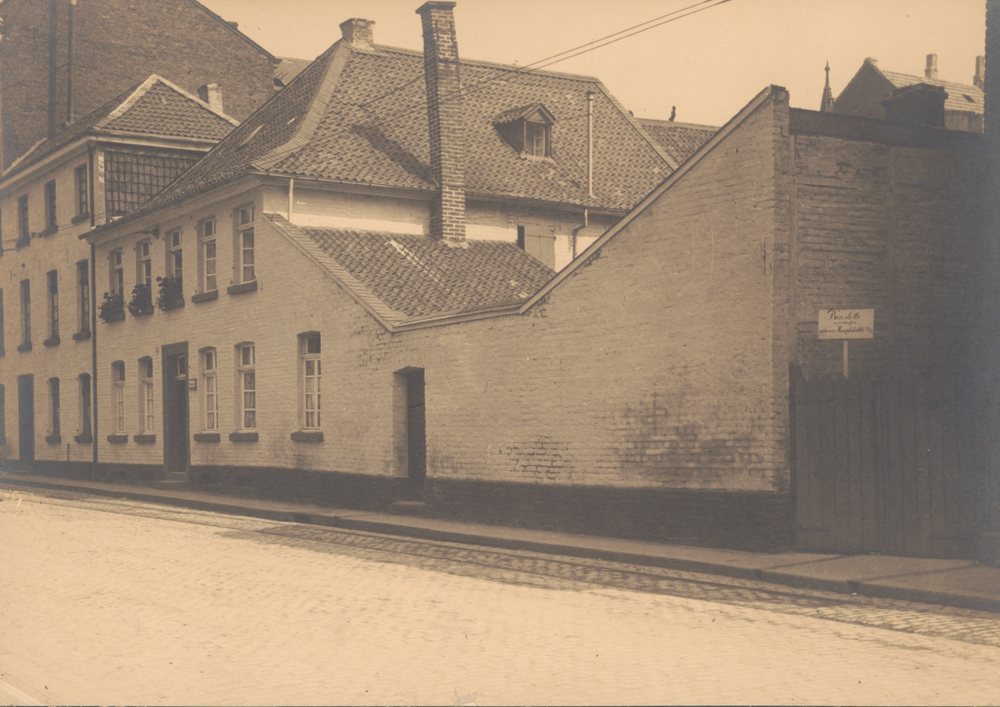 Alte Häuser in der Limitusstraße in Rheydt, 1909